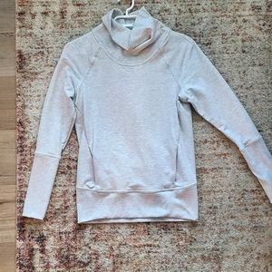 Lululemon- longsleeve